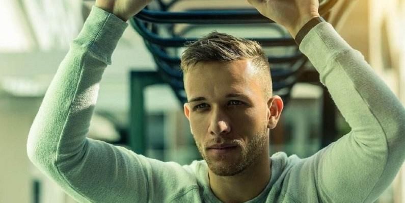 鲁梅尼格：是图赫尔不想格雷茨卡继续留在拜仁，这和高层无关.