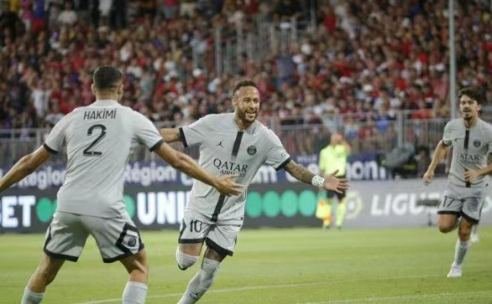 奇人物以其 奇人物以其