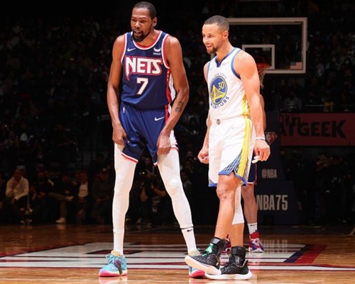 异成为首秀 异成为首秀